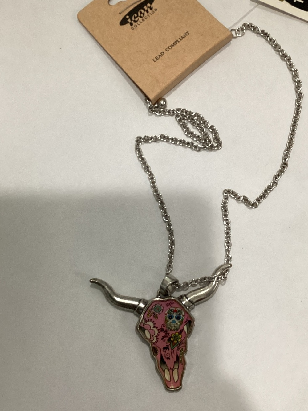 IC‎ COLLECTION Pink Floral Bull Skull Pendant Necklace